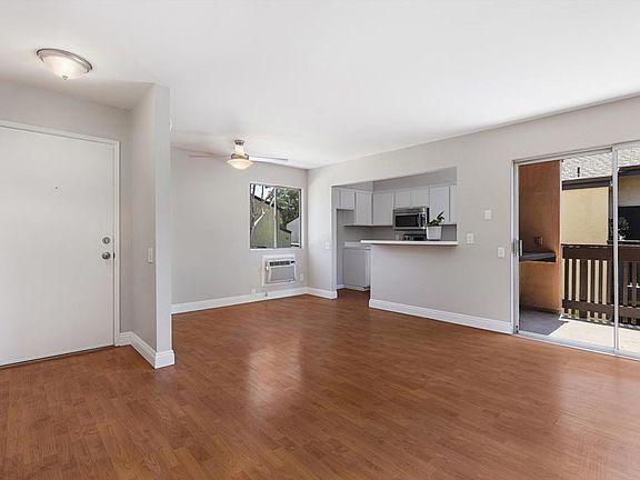 3rd image of 7980 Mission Center Ct Unit G