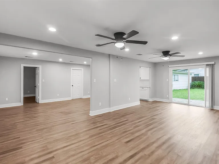 5105 Oak Ave — Photo 3
