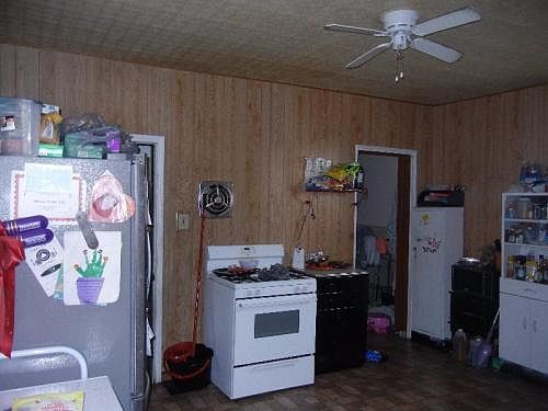 2nd image of 215 Central Ave