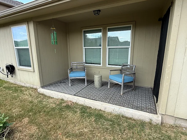 18421 Weatherby Ln — Photo 16