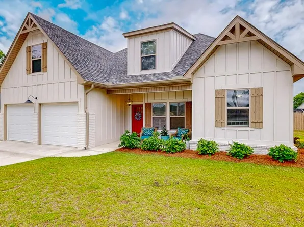 619 Littlefield Rd, Taylor, AL 36301