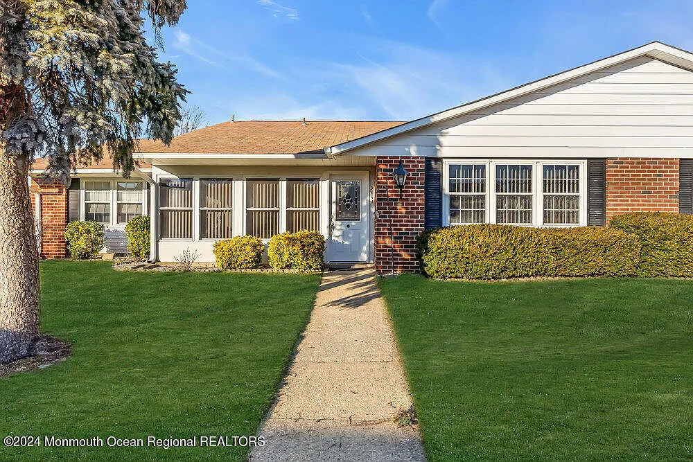 964A Argyll Circle photo 1