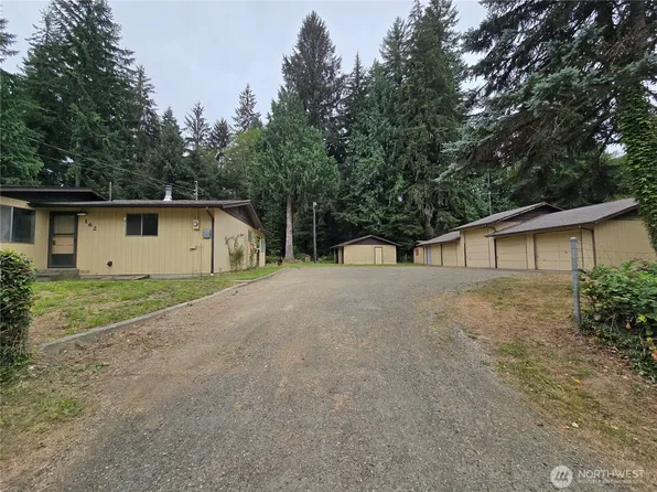 162 South Bank Road, Elma, WA 98541