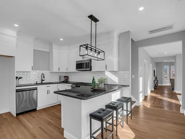 21 Barrett Ct, Lynn, MA 01905