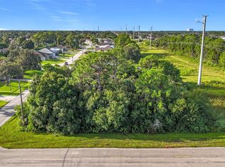 2192 SW Del Rio Blvd, Port Saint Lucie, FL 34953