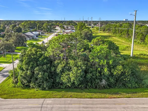 2192 SW Del Rio Boulevard, Port St Lucie, FL 34953