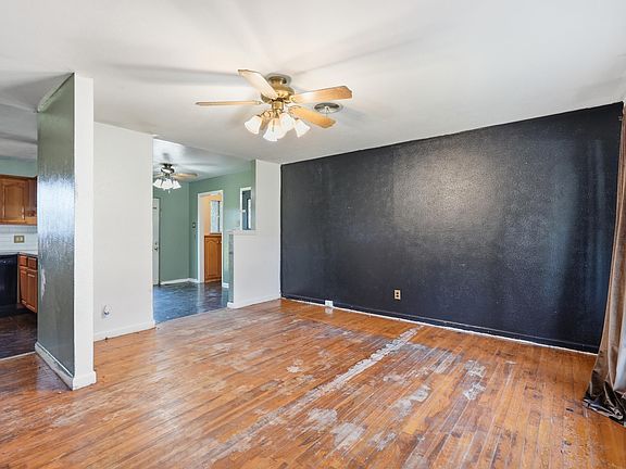 4th image of 707 SW 3rd St