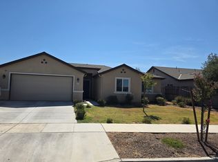 2279 Elizabeth Dr, Hanford, CA 93230