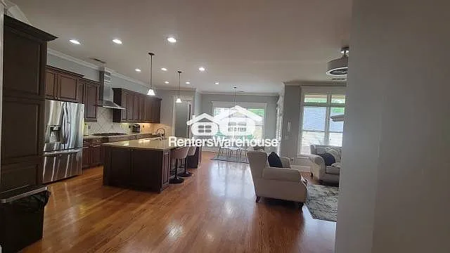 3227 Bakewell St — Photo 10