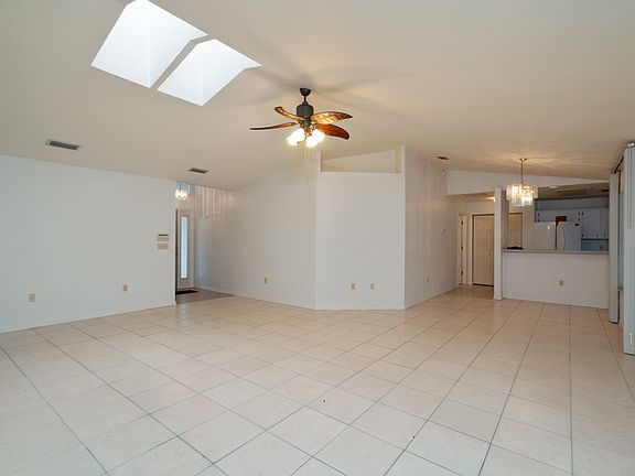 5th image of 4517 NW 20th Dr