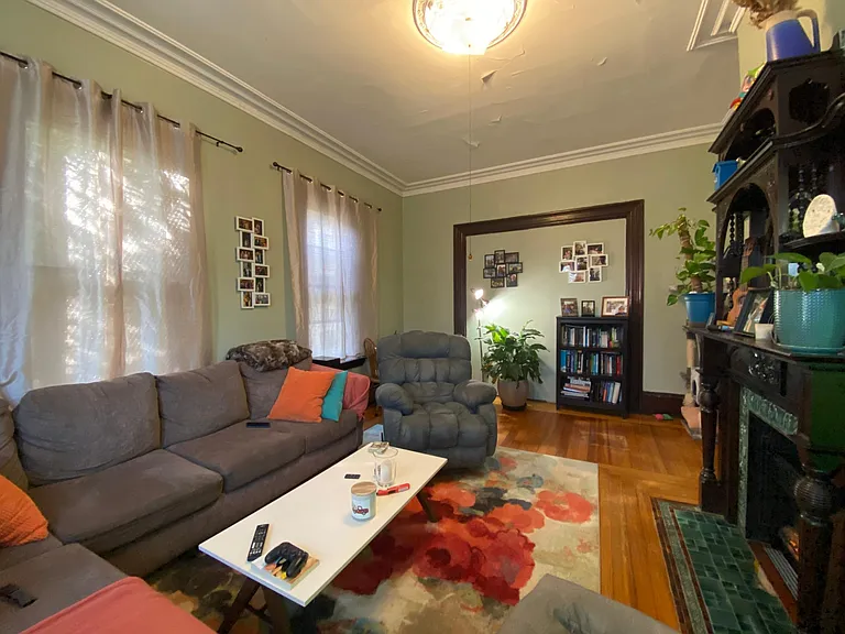 311 Lamartine St #1 — Photo 2