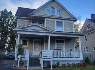 216 W Oak Orchard St, Medina, NY 14103