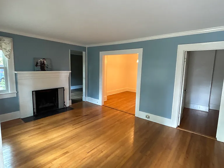 411 Heyward St — Photo 9