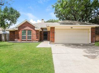 7021 Thomas Pl, Watauga, TX 76148