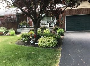 483 Fuller Pl, Lewiston, NY