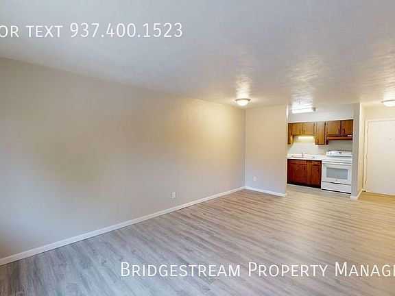 2nd image of 124 Chestnut St #204