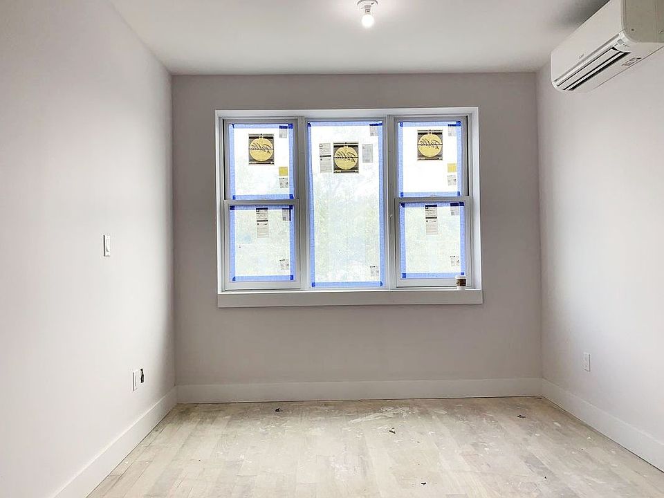 1st image of 232 Quincy St #1F