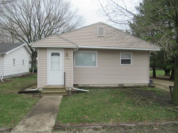 108 E Hickory St, Chatsworth, IL 60921