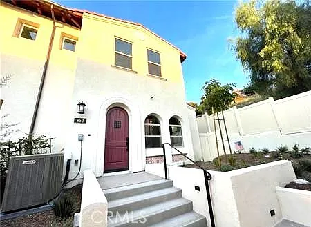 852 Francesca Dr — Photo 3