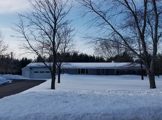 130 Ford Rd, Marquette, MI 49855