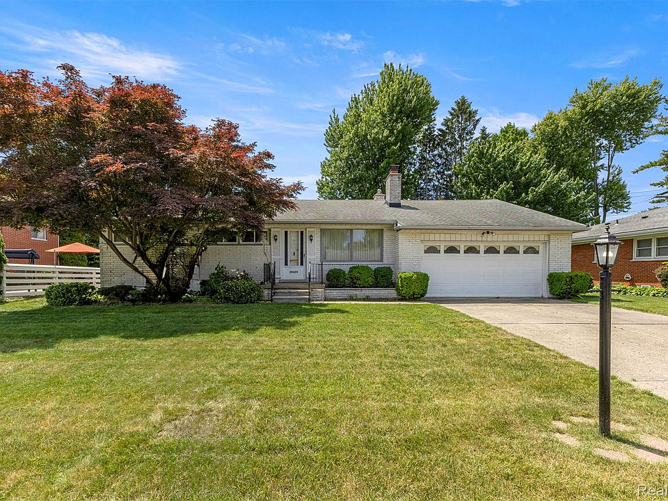 1st image of 25429 Graceland Cir
