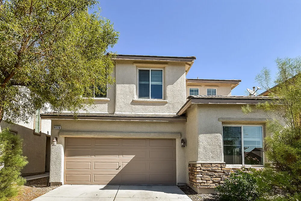 3 bed, 2.5 bath, 2245 sqft, $2,390 — Photo 1