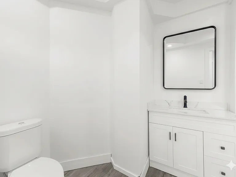 166 Wentworth St S #3 — Photo 16