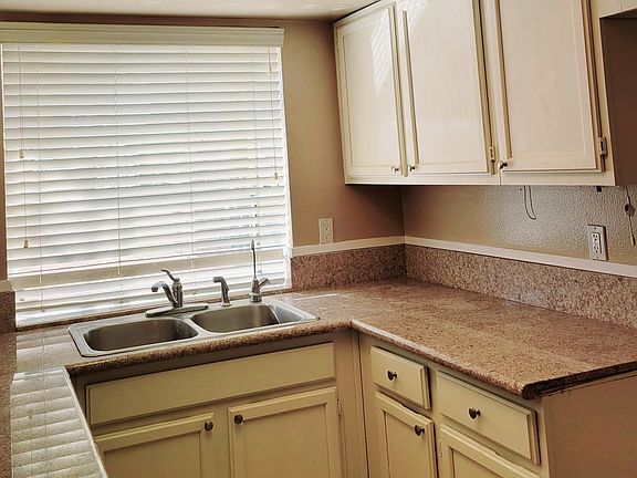 5th image of 181 W La Verne Ave APT 15