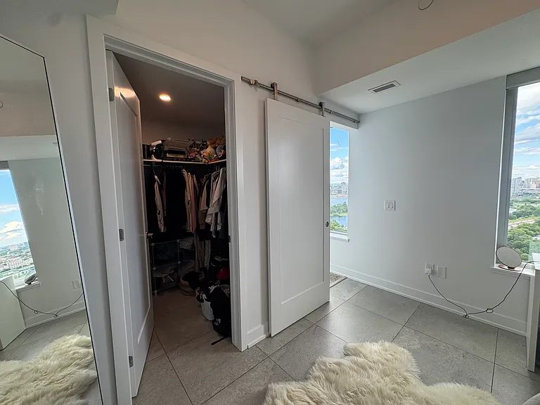 99 Parkdale Ave #2802 — Photo 33