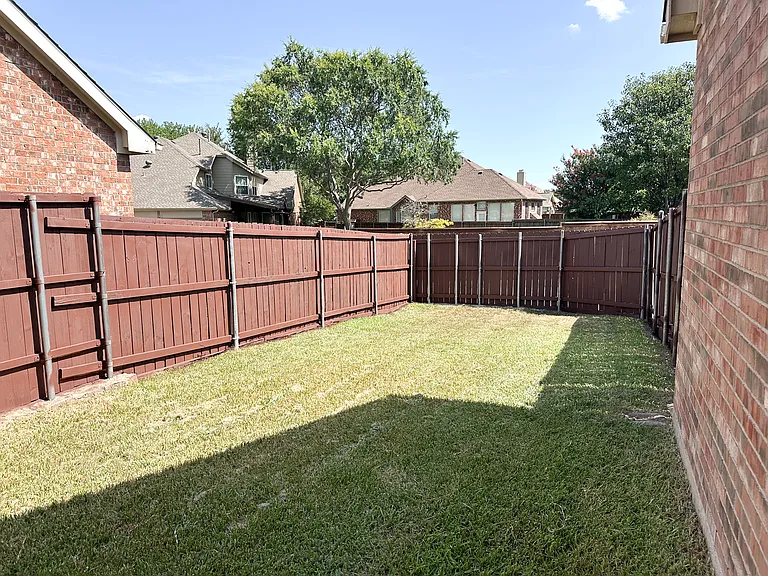 7129 Bryce Canyon Dr — Photo 13