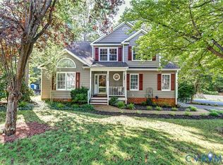 5500 Windy Ridge Dr, Midlothian, VA 23112