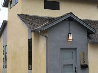 520 10th St #1, Pacific Grove, CA 93950