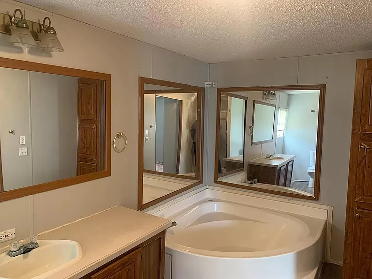24702 Lavey Ln #15 — Photo 5