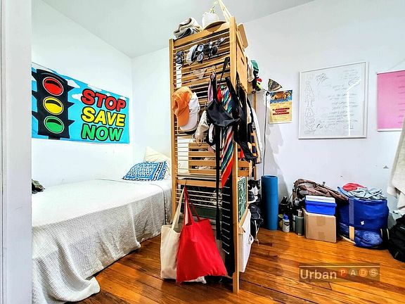 5th image of 332 Vernon Ave #6