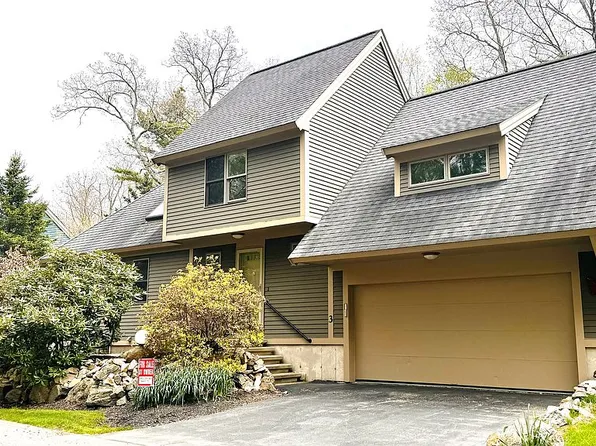 3 Ice House Ln, Hampton, NH 03842