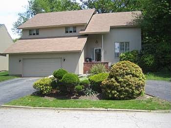1st image of 21 Foxglove Dr