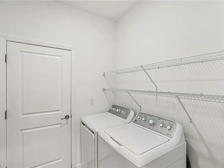 1751 Alameda Dr — Photo 15