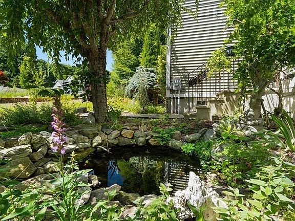 3rd image of 89 Boulder Hill Rd