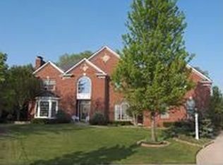 5031 Oakview Dr, Middletown, OH 45042
