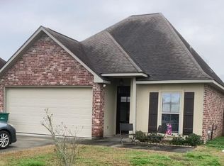 31045 Lake Spring Dr, Walker, LA 70785