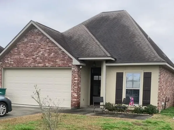 31045 Lake Spring Dr, Walker, LA 70785