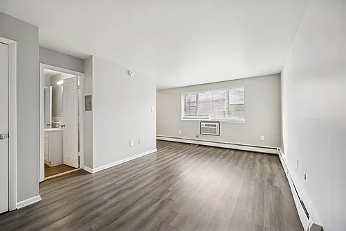 7206 Oxford Ave #11 Photo 1