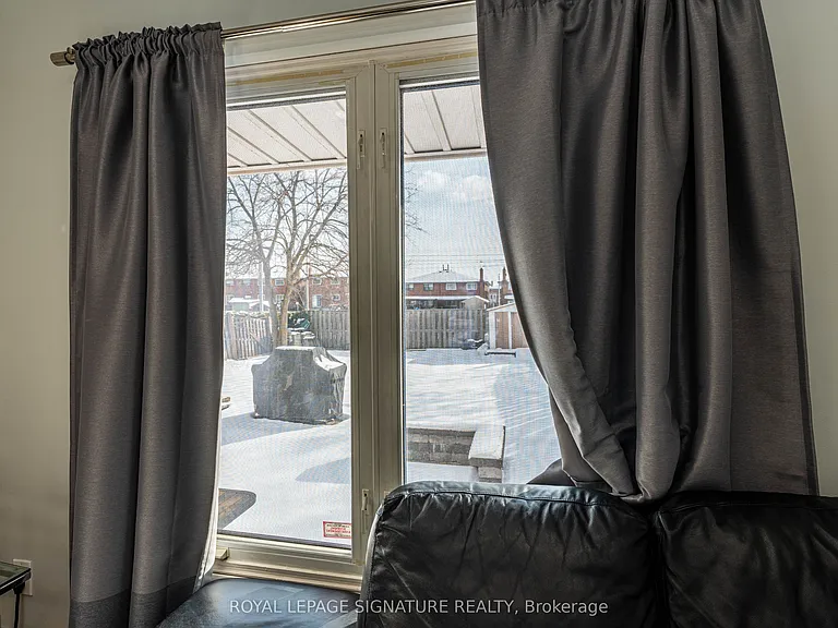 25 Hun Cres — Photo 22