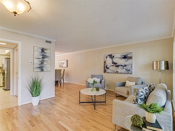 3rd image of 6105 Bullard Dr APT A