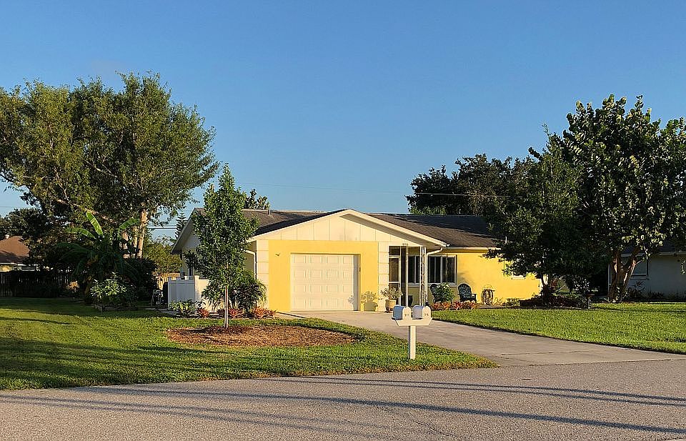 2nd image of 916 Bay Vista Blvd