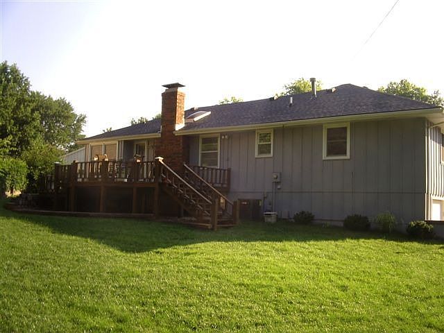 2nd image of 502 SW Ensley Ln