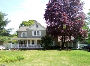984 Union Valley Rd, West Milford, NJ 07480