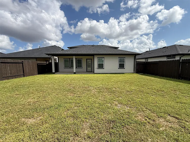 28934 Lupo River Ct — Photo 39