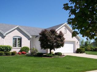 4557 Blackstone Dr E, Maumee, OH 43537