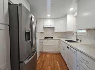 95 Cannonball Rd #3, Pompton Lakes, NJ 07442